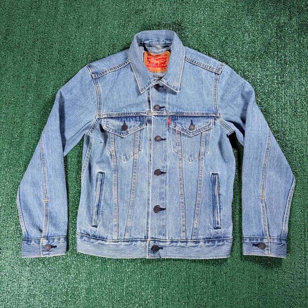 Levi's Trucker Jacket Size XS Medium Wash Denim